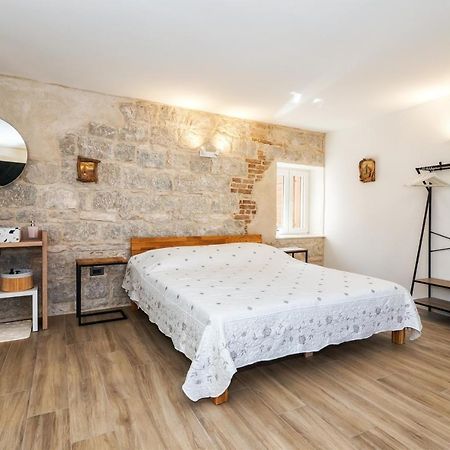 Sweet Rooms Luri Split Exterior photo