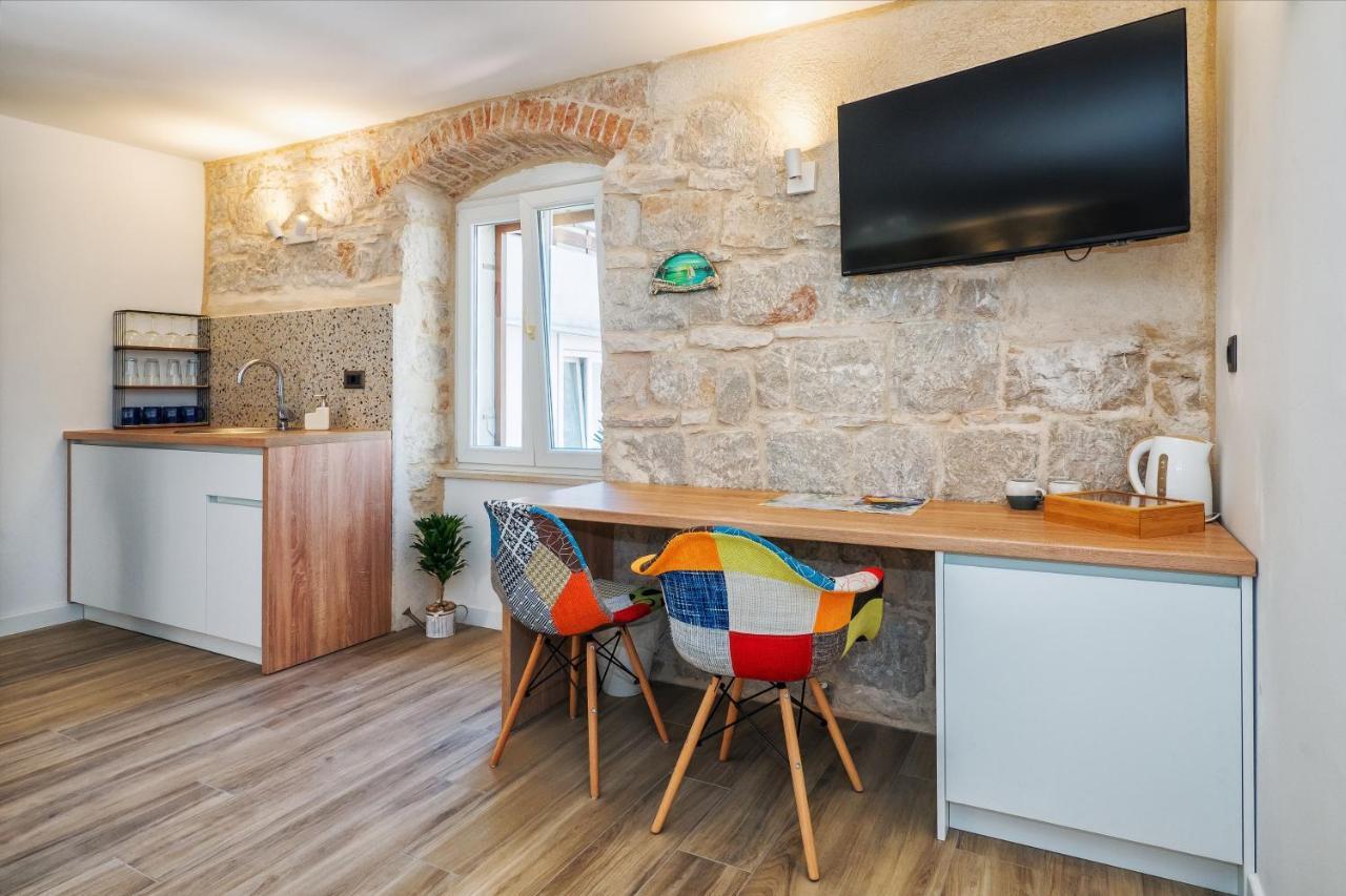 Sweet Rooms Luri Split Exterior photo