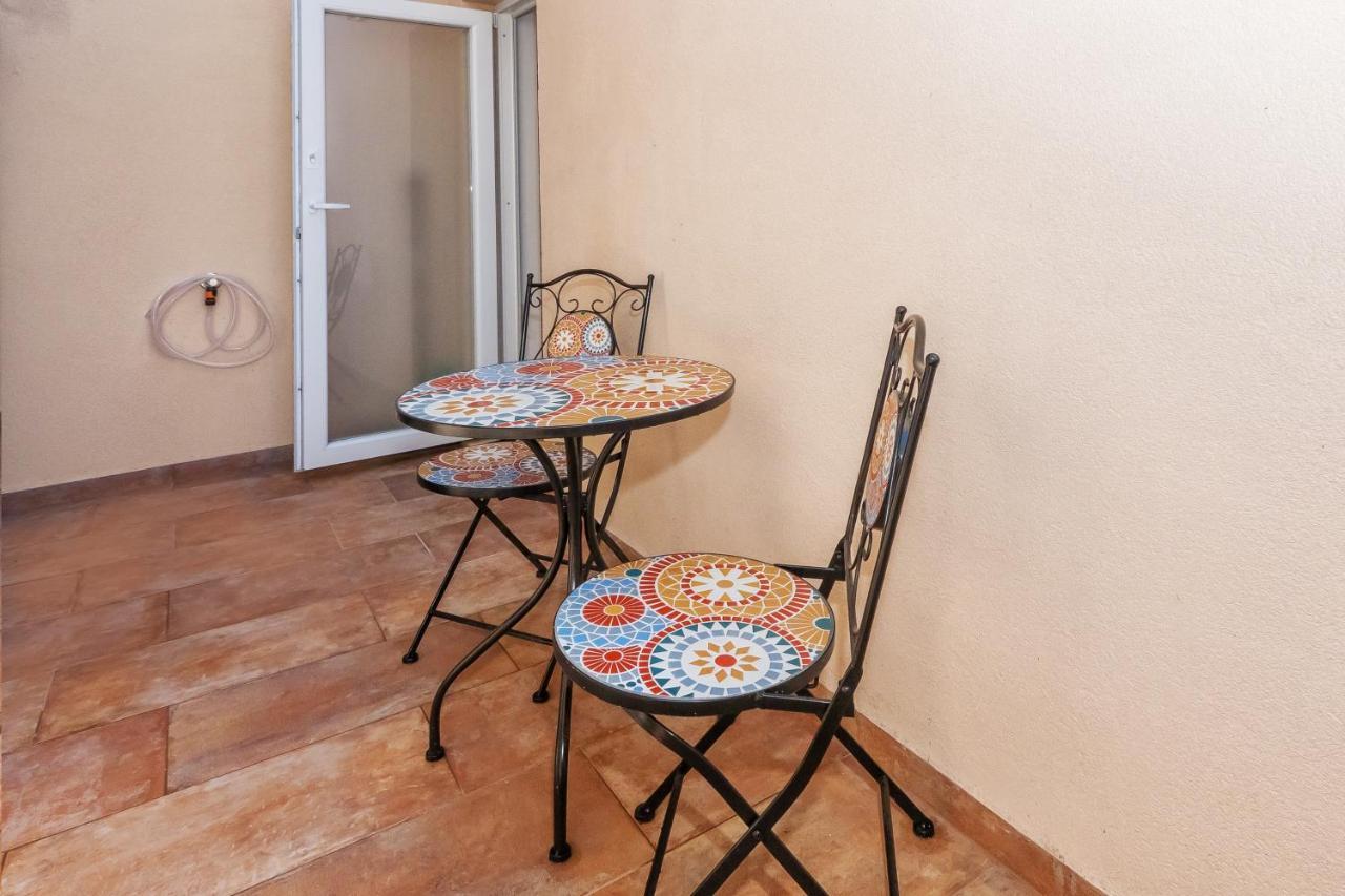 Sweet Rooms Luri Split Exterior photo
